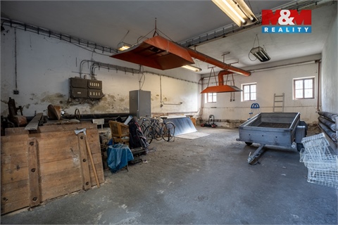 Prodej obchodních prostor, 1 225 m² 28