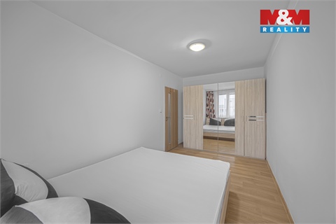 Pronájem bytu 2+1, 55 m² 2