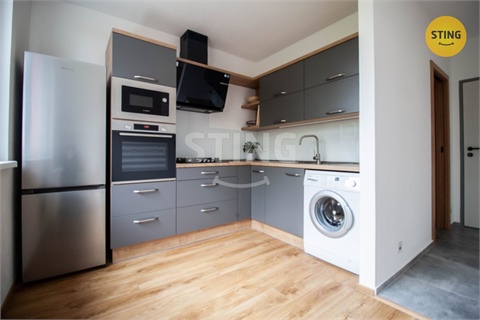 Pronájem bytu 1+1, 33 m² 0