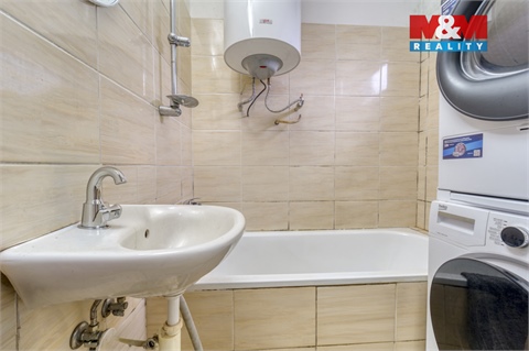 Prodej rodinného domu, 252 m² - 4