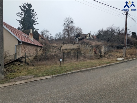 Prodej stavebního pozemku, 1 952 m² 2
