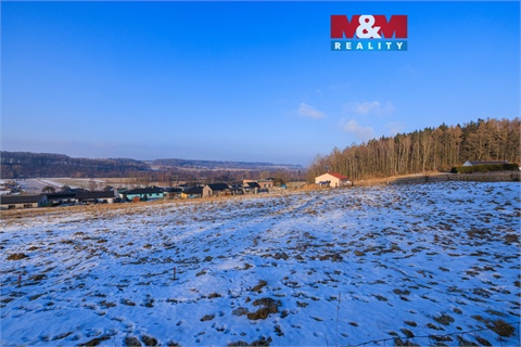 Prodej stavebního pozemku, 4 651 m² 0