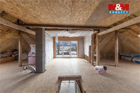 Prodej rodinného domu, 120 m² - 24