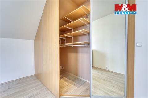 Prodej rodinného domu, 135 m² 24