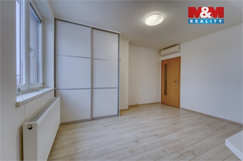 Prodej rodinného domu, 135 m² - 20