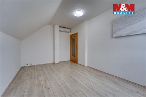 Prodej rodinného domu, 135 m² 22
