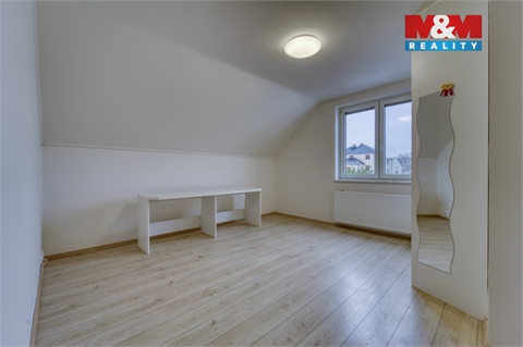 Prodej rodinného domu, 135 m² - 18