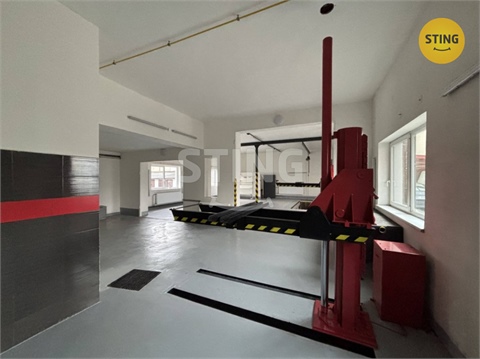 Pronájem výrobního objektu, 155 m² 0