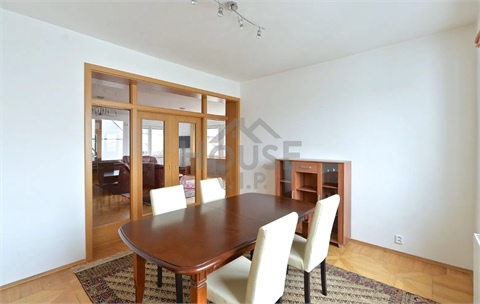 Pronájem vily, 839 m² - 8