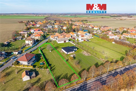 Prodej stavebního pozemku, 2 218 m² 0