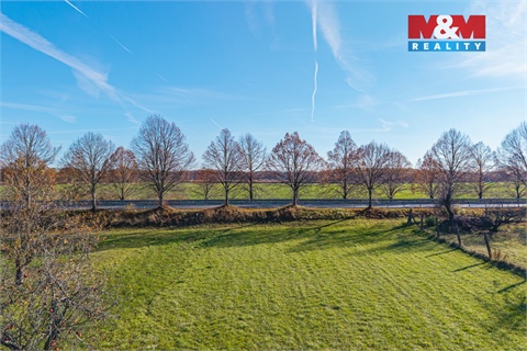 Prodej stavebního pozemku, 2 218 m² 8