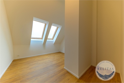 Pronájem bytu 3kk, 76 m² - 4