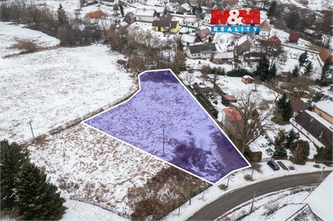 Prodej stavebního pozemku, 2 296 m² 0