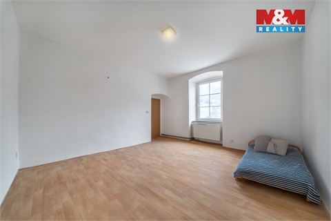 Pronájem bytu 2+1, 61 m² 2