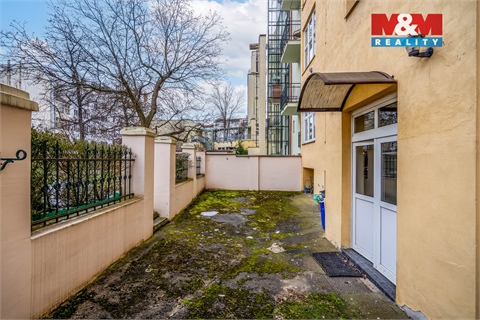 Prodej bytu 2+1, 66 m² 18