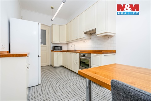 Prodej bytu 2+1, 66 m² - 2