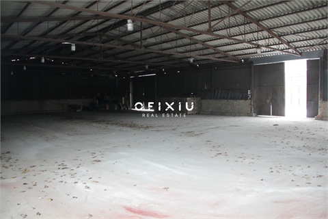 Pronájem skladu / haly, 584 m² - 0