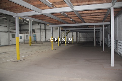 Pronájem skladu / haly, 820 m² - 0