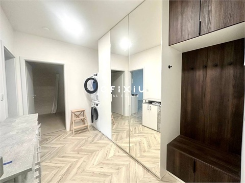 Pronájem bytu 1kk, 38 m² - 4