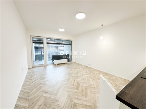 Pronájem bytu 1kk, 38 m² 2
