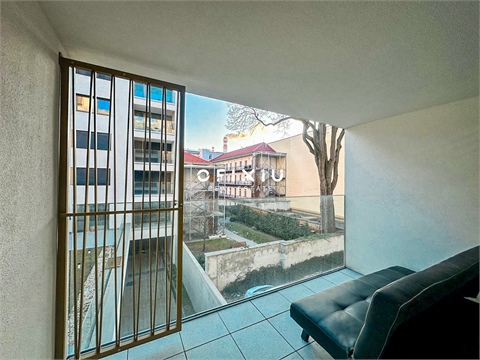 Pronájem bytu 1kk, 38 m² - 0