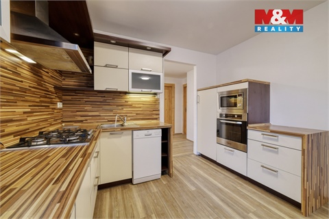 Prodej bytu 4+1, 110 m² 26