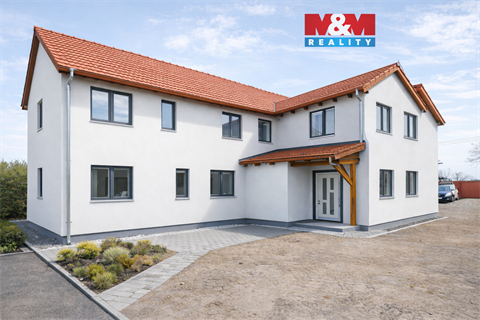 Prodej rodinného domu, 257 m² 0