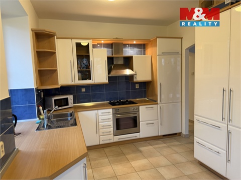 Pronájem rodinného domu, 291 m² 6