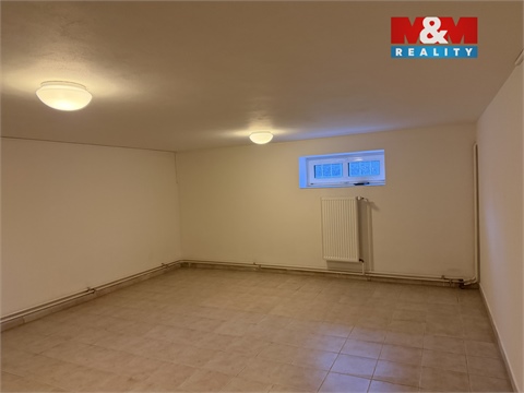 Pronájem rodinného domu, 291 m² - 12