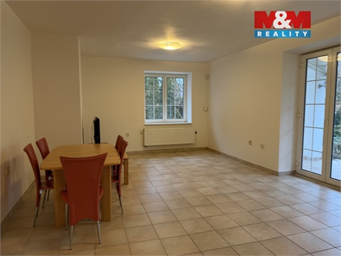 Pronájem rodinného domu, 291 m² 28