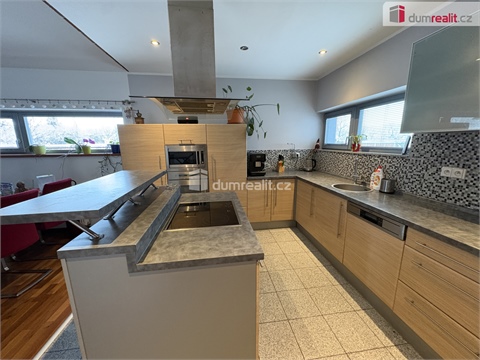 Prodej rodinného domu, 208 m² - 4