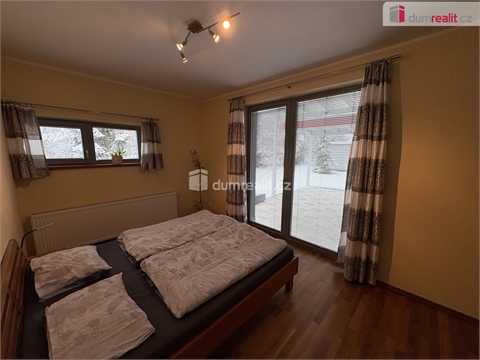 Prodej rodinného domu, 208 m² - 10