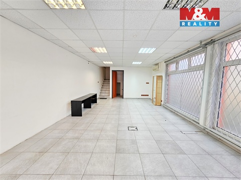 Pronájem obchodních prostor, 95 m² 2