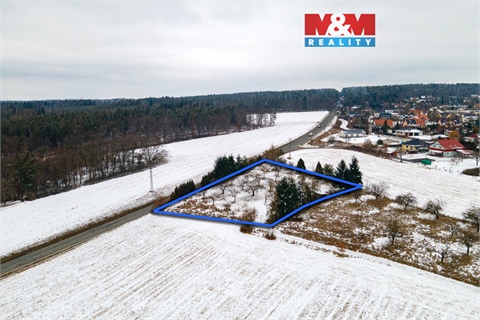 Prodej stavebního pozemku, 3 585 m² 0