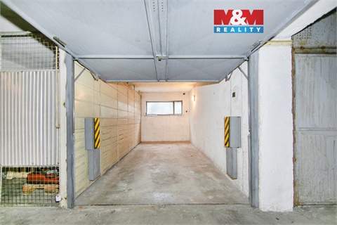 Pronájem garáže, 15 m² 0