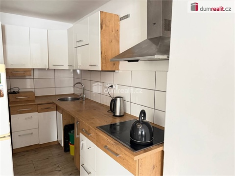 Prodej rodinného domu, 285 m² 2