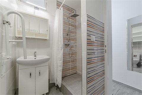 Prodej bytu 1+1, 33 m² 6