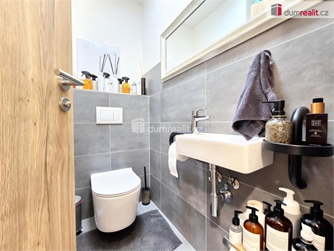 Prodej bytu 3kk, 107 m² 24