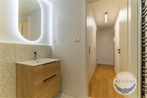 Pronájem bytu 1kk, 31 m² - 4