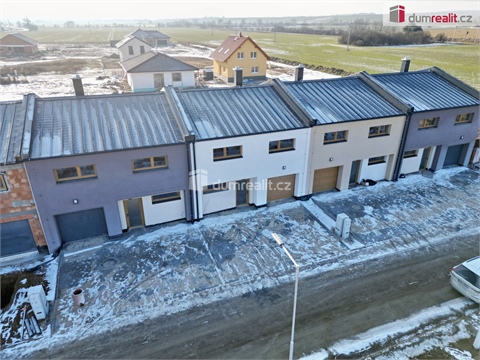 Pronájem rodinného domu, 136 m² - 0