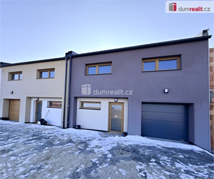 Pronájem rodinného domu, 136 m² 0