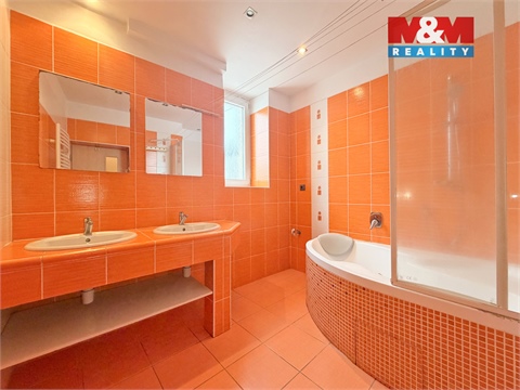 Prodej bytu 4+1, 140 m² 2