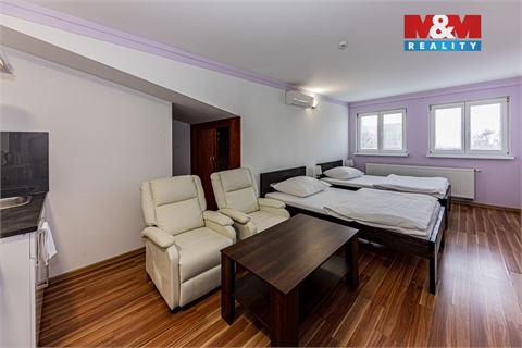 Pronájem bytu 1kk, 27 m² - 0