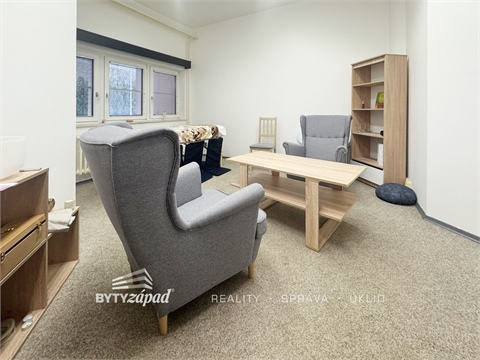 Pronájem kanceláře, 18 m² - 0