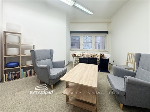 Pronájem kanceláře, 18 m² 0