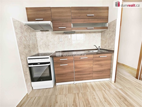 Pronájem bytu 1+1, 35 m² - 0