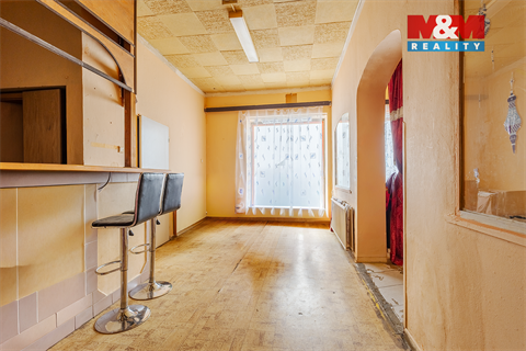 Prodej rodinného domu, 258 m² - 0