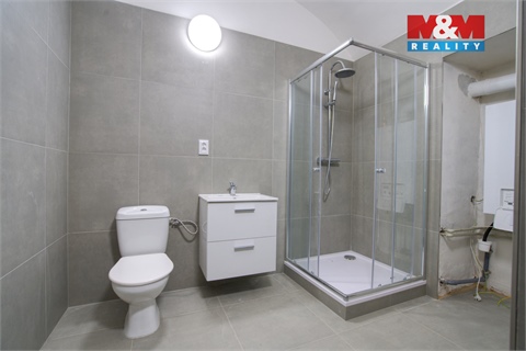 Pronájem obchodních prostor, 465 m² 2