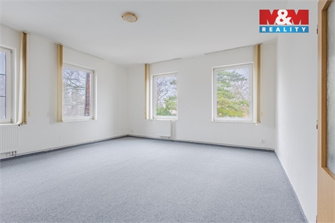 Pronájem bytu 3+1, 85 m² - 0