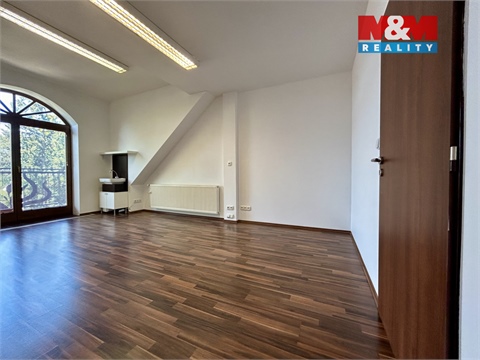 Pronájem obchodních prostor, 24 m² 2